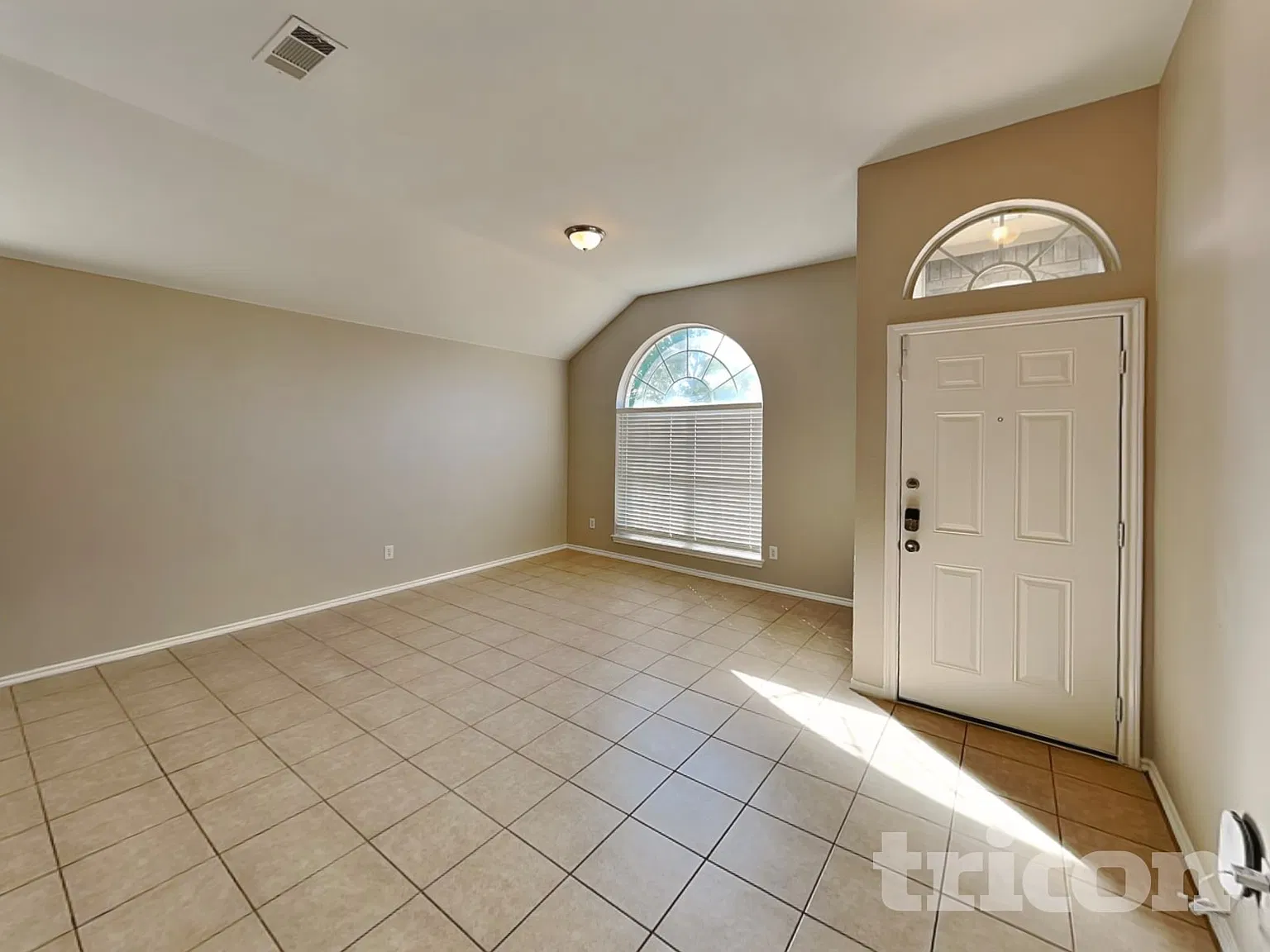 2825 Saint Croix Ave Lancaster TX — Photo 4