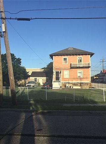1st image of 6240 Marigny St