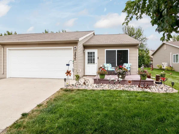 2832 35th St S, Moorhead, MN 56560