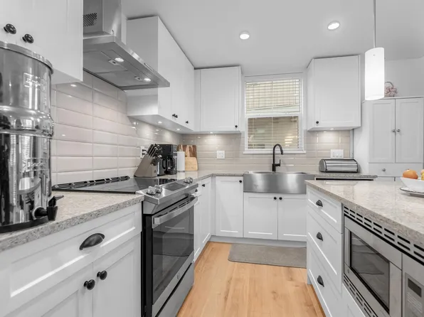 20487 65th Ave #83, Langley, BC V2Y 3K6