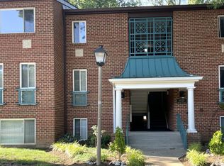 11820 Breton Ct APT 22-D, Reston, VA 20191
