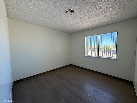 4th image of 3704 Scuba Cir Unit 4