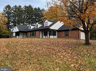 202 Museum Rd, Reading, PA 19607