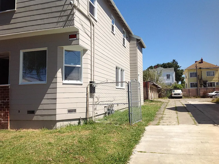 37th St — Photo 28