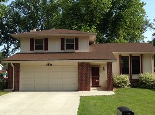 4825 Aspen Dr, Omaha, NE 68157