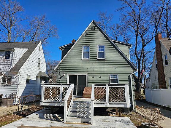 2nd image of 310 S Connecticut Ave