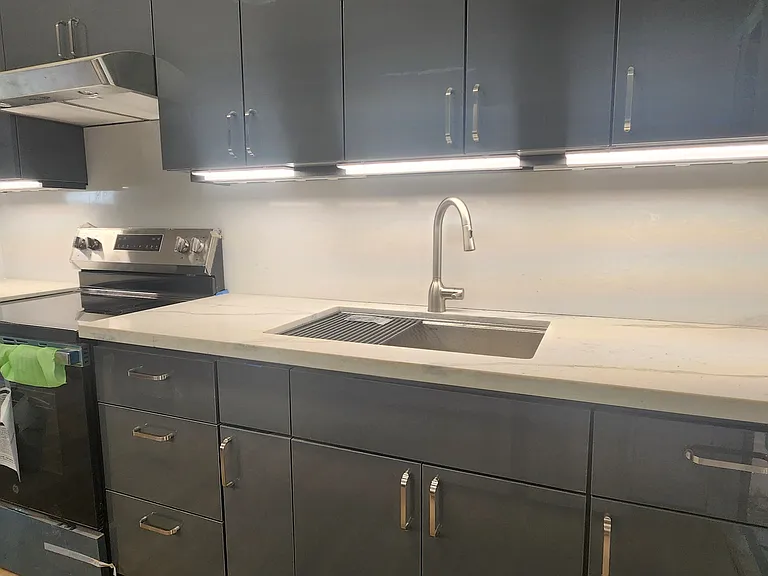 Hoohaku St — Photo 13