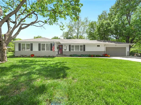 4201 W 98th Ter, Overland Park, KS 66207