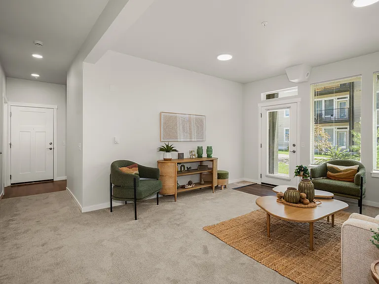 Rivers Edge Apartments — Photo 81