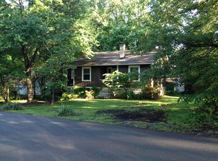 6903 29th St N, Arlington, VA 22213