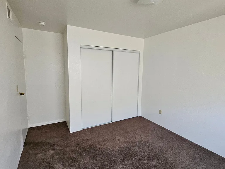 RAN21601 — Photo 11