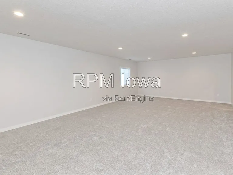 6810 Bright St — Photo 12