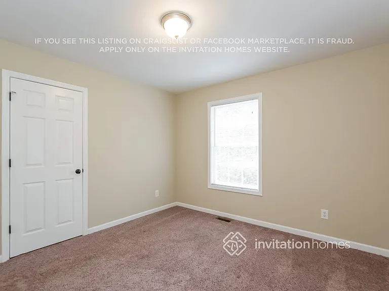 3669 N Hampton Dr NW — Photo 13
