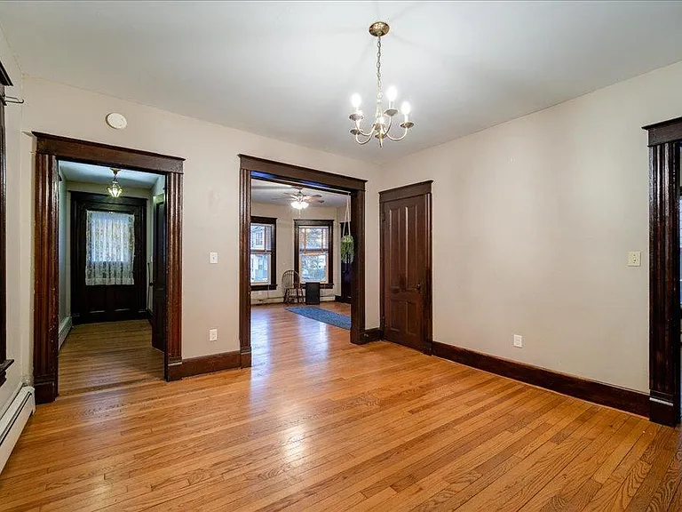 56 Lincoln Ave — Photo 12