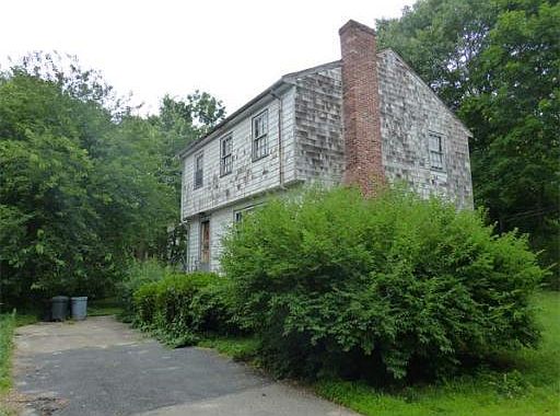 1st image of 21 Custer St