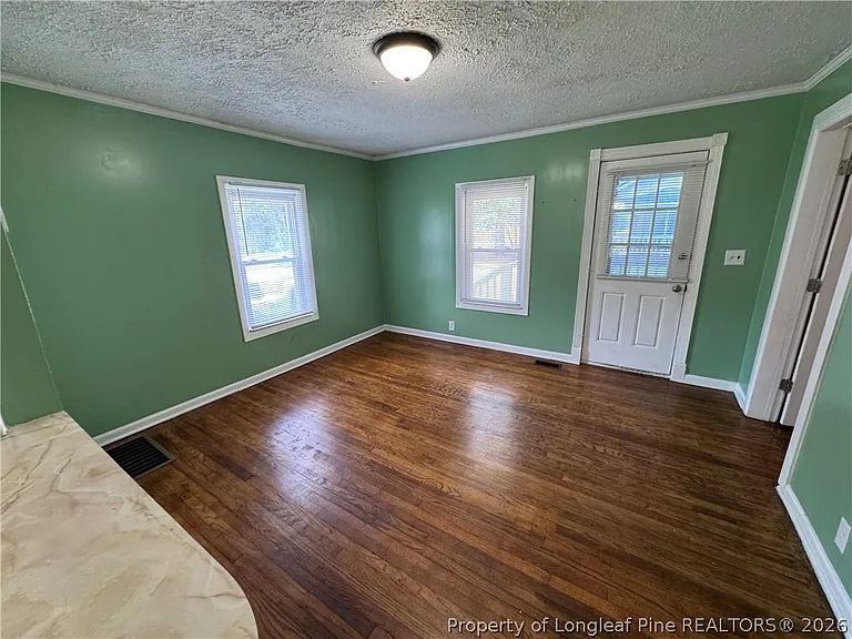 75 Delmar St — Photo 7
