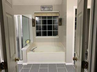 4700 Saxonbury Way, Charlotte, NC 28269