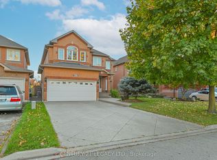 497 Winfield Ter, Mississauga, ON L5R 3V1