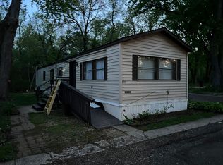 16260 W State Rd, Pecatonica, IL 61063