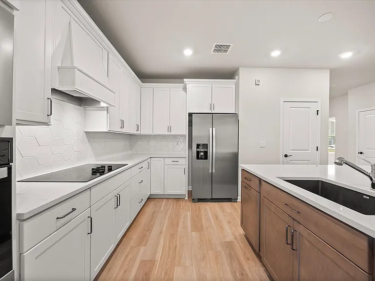 3032 Prospect Trl — Photo 8