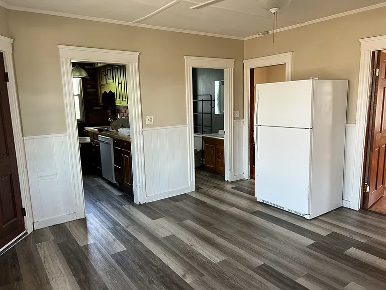 179 Grove St #3 — Photo 2