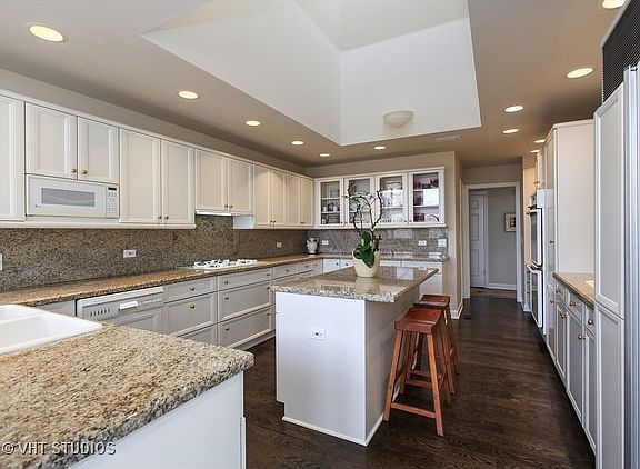 5th image of 2185 Hybernia Dr