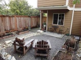 734B N 95th St, Seattle, WA 98103