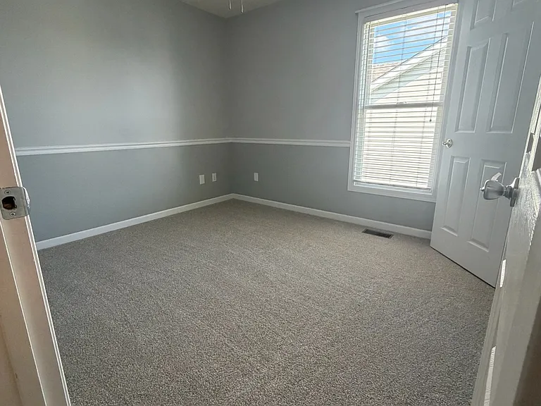 153 Mitchum Dr — Photo 7