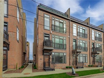 2275 W 19th St, Cleveland, OH, 44113