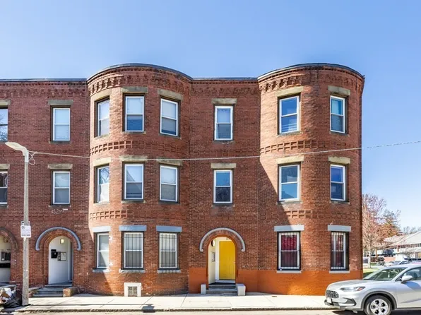 113 Regent St, Roxbury, MA 02119