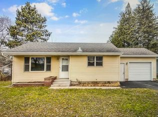 13200 Andrews Ave, Lindstrom, MN 55045