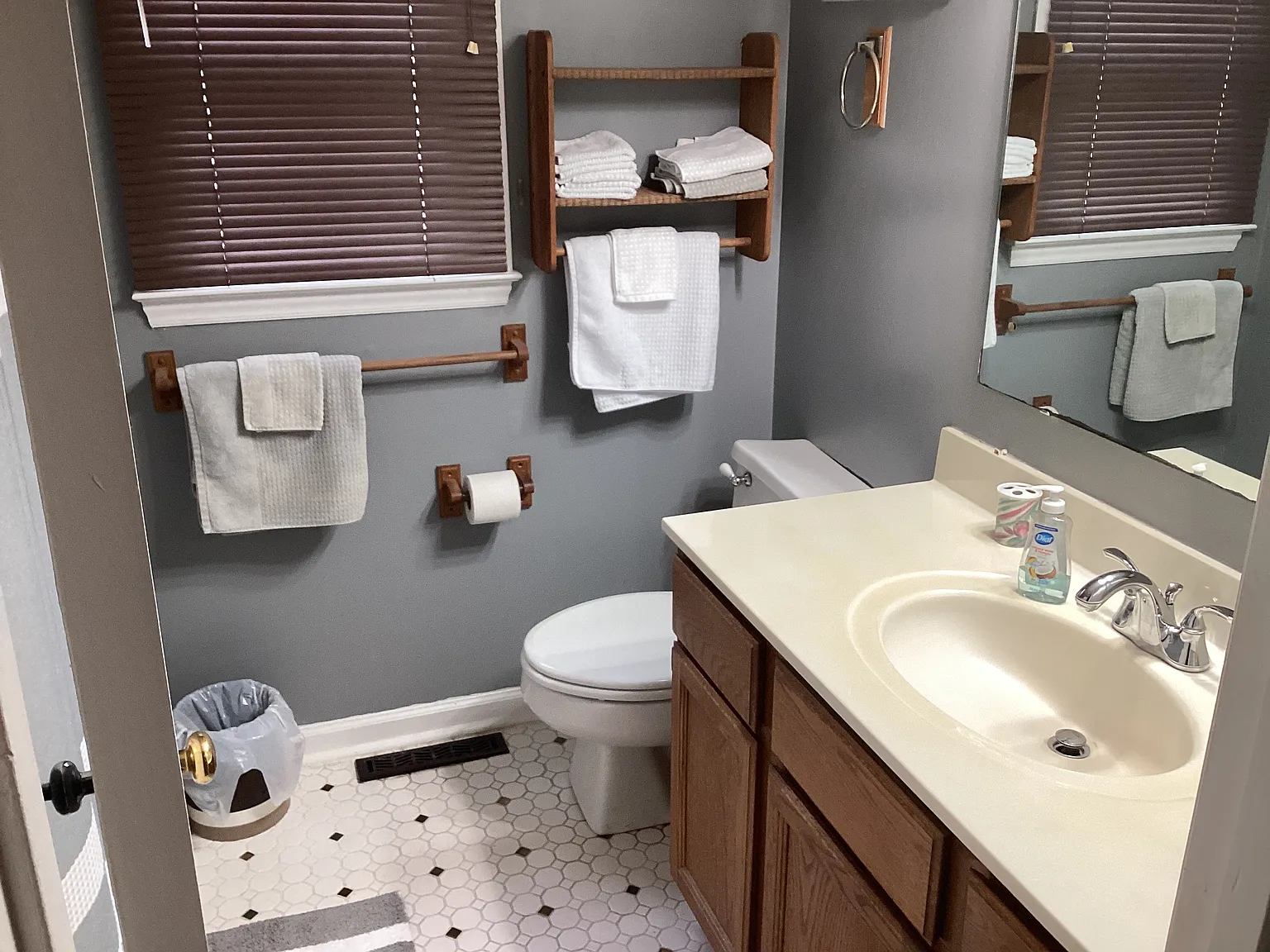 1 bed, 110 sqft, $800 — Photo 3