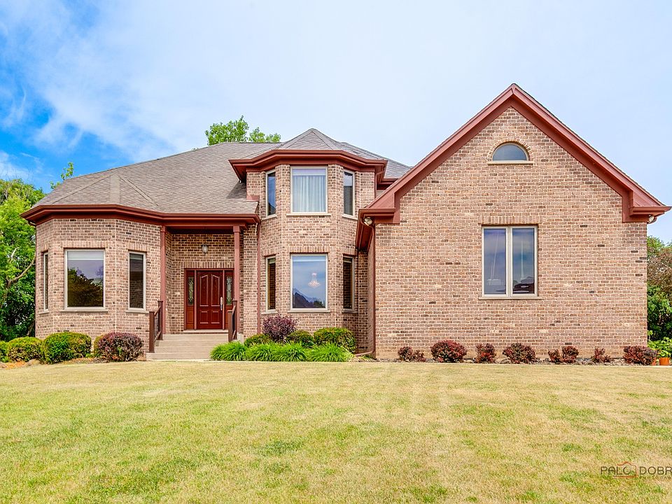 1st image of 41 Park View Ln