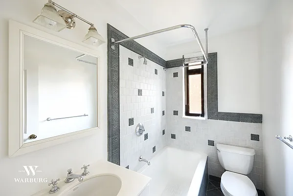 Sold by Warburg | media 7