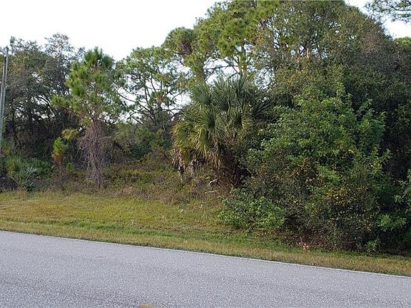4th image of 15444 Chamberlain Blvd