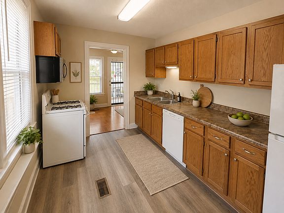4th image of 820 Maury St #2