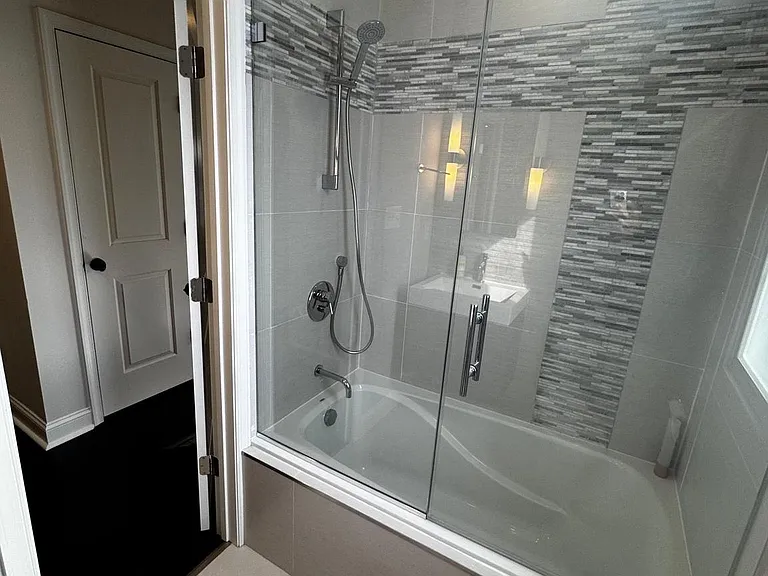 513 Whittier St NW — Photo 25