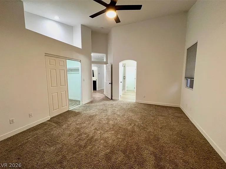 1913 Sierra Oaks Ln — Photo 6