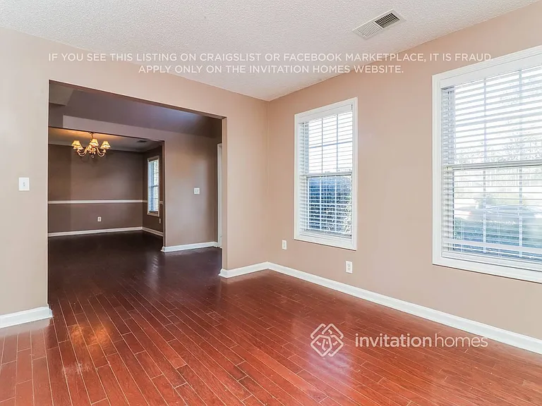 4028 Saint George Walk SW — Photo 12