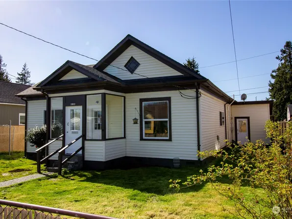 2832 Pacific Avenue, Hoquiam, WA 98550