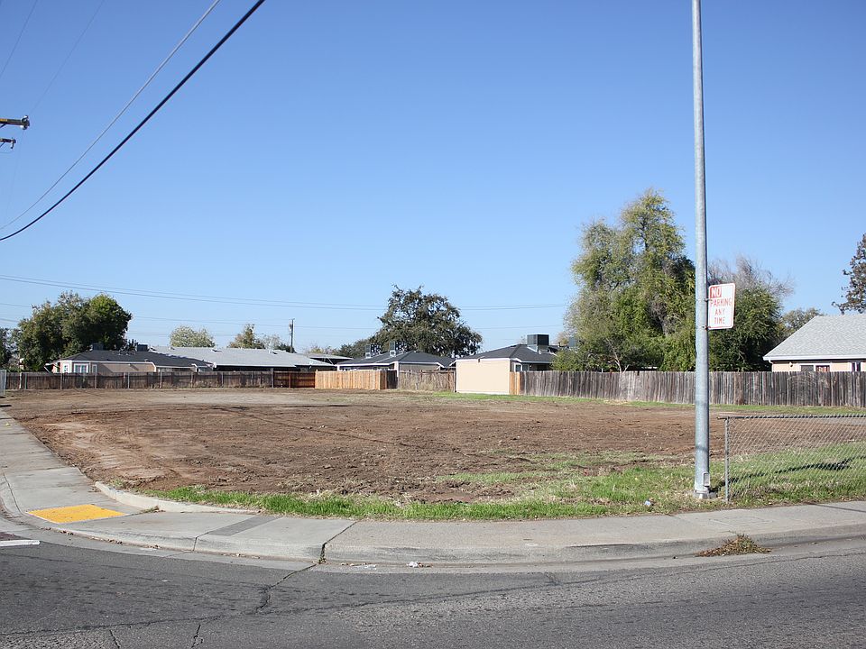 2nd image of 3509 Marysville Blvd