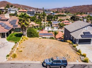 29301 Stampede Way, Canyon Lake, CA 92587