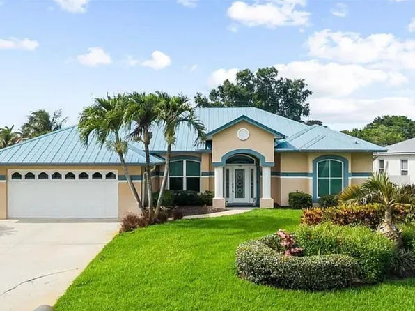 512 SW South Carolina Dr, Stuart, FL 34994