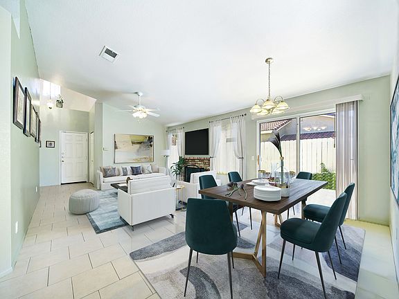 3rd image of 33997 Oak Canyon Dr