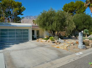 247 N Easmor Cir, Palm Springs, CA 92262