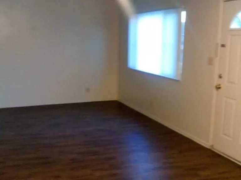 2140 Chrysler Dr #2 & 3 — Photo 8