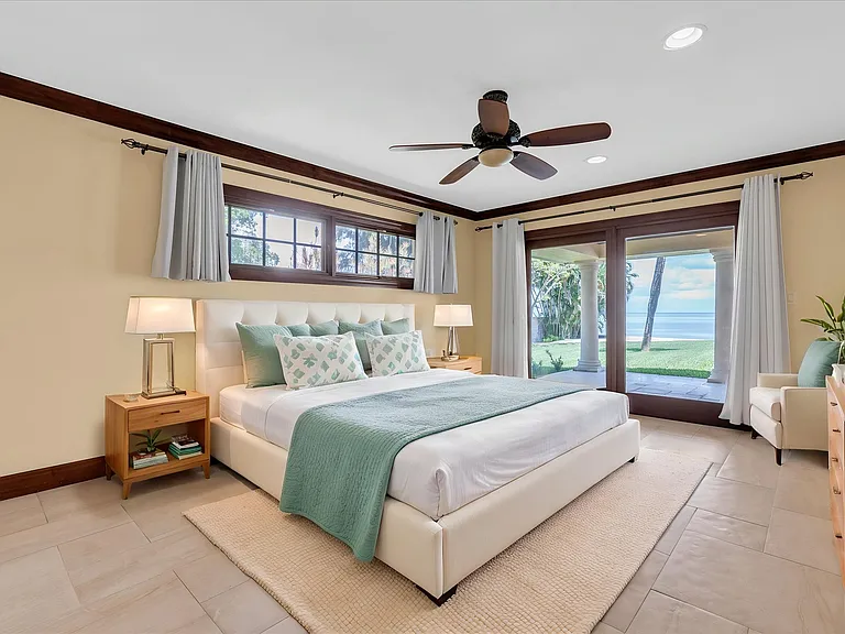 5810 Bahama Shores Dr S — Photo 23