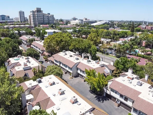 2890 E Huntington Blvd #122, Fresno, CA 93721