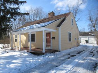 1338 E Park Rd, Grand Island, NY 14072