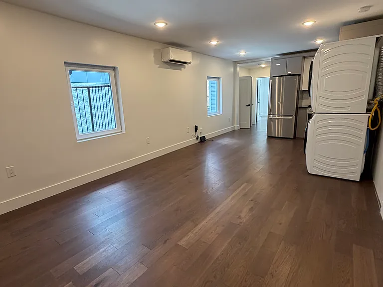195 Bay St #2A — Photo 6